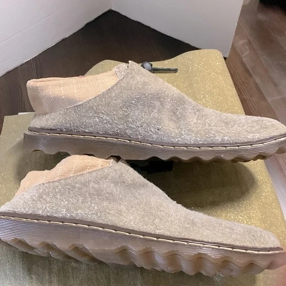 RARE NWOT DR. MARTENS Erica Moccasin Suede Canvas Shoes/Slipper 11277